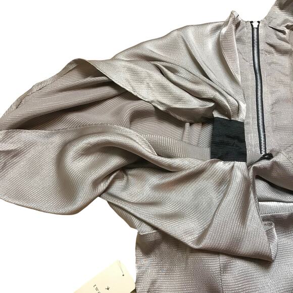 Forever 21 Woven Top Sleeveless Tunic Silky Cocoa Back Zipper Women Large NWT - Picture 4 of 11